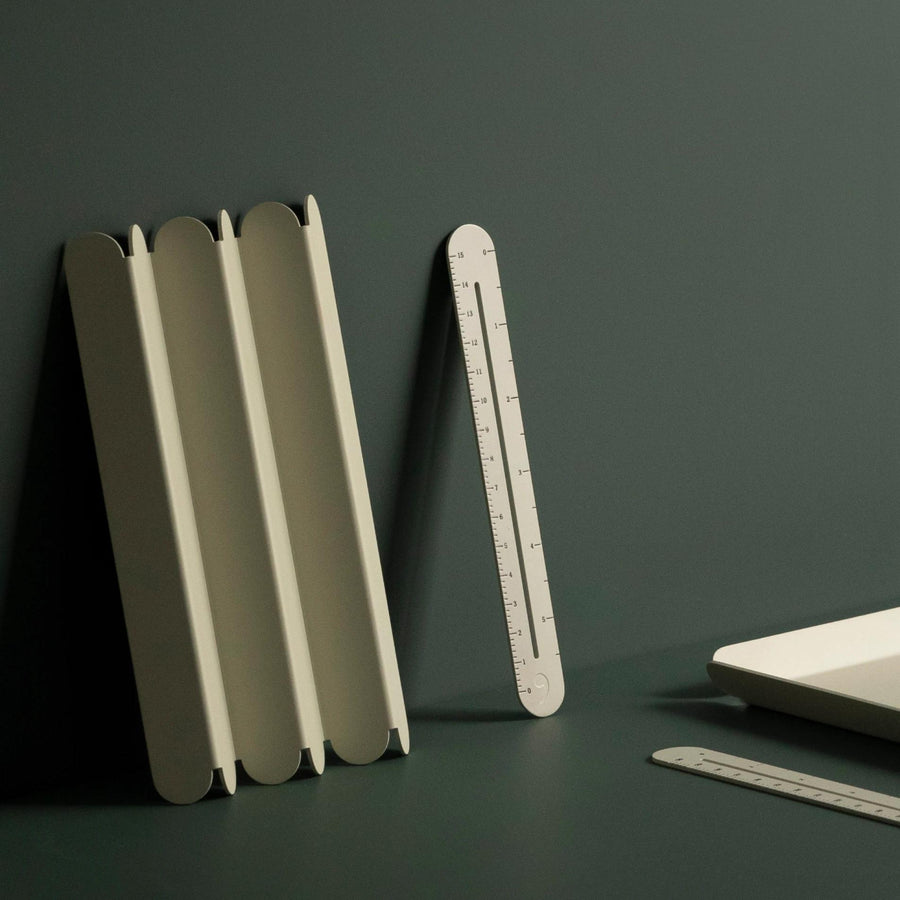 karst-goods-ruler-15-campaign-cream.webp