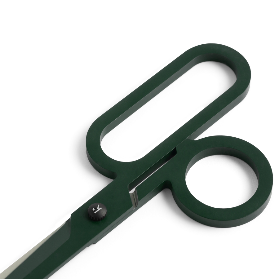 karst-goods-scissors-forest-2.webp
